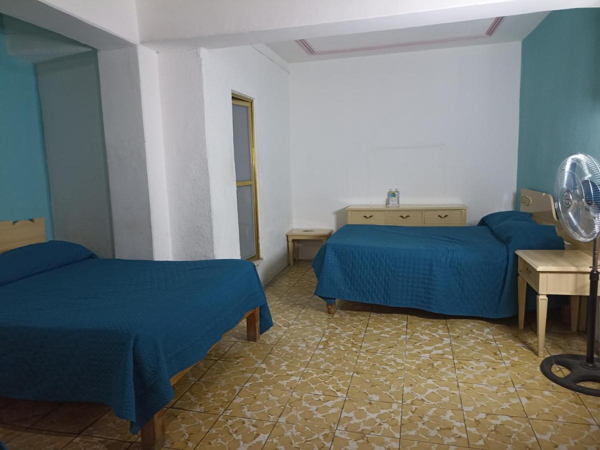 Hotel Viena Irapuato Buitenkant foto