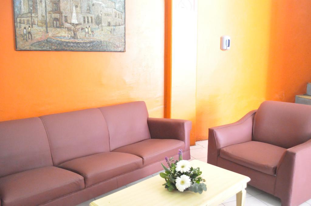 Hotel Viena Irapuato Buitenkant foto